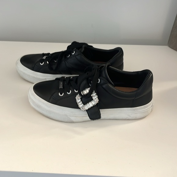 J Slides sneakers in Black🖤 Still have miles to go - Picture 3 of 5